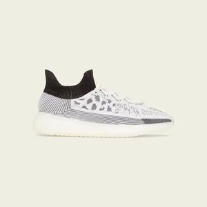Brand new Yeezy 350’s in sizes 10,8,10 n a half for men (READ DESCRIPTION!!!)